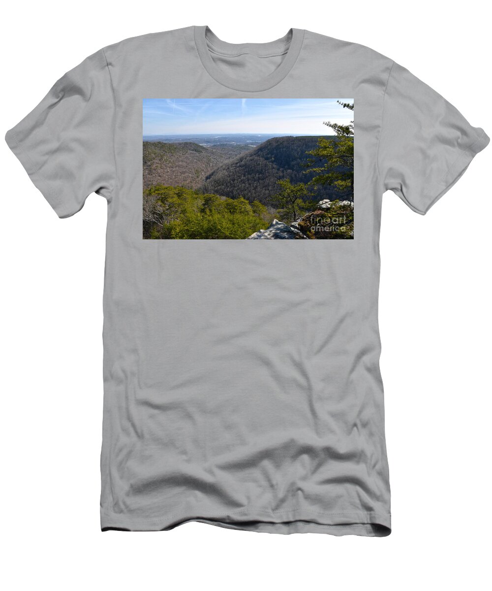 Cumberland Plateau T-Shirt featuring the photograph Buzzard Point Overlook 1 by Phil Perkins