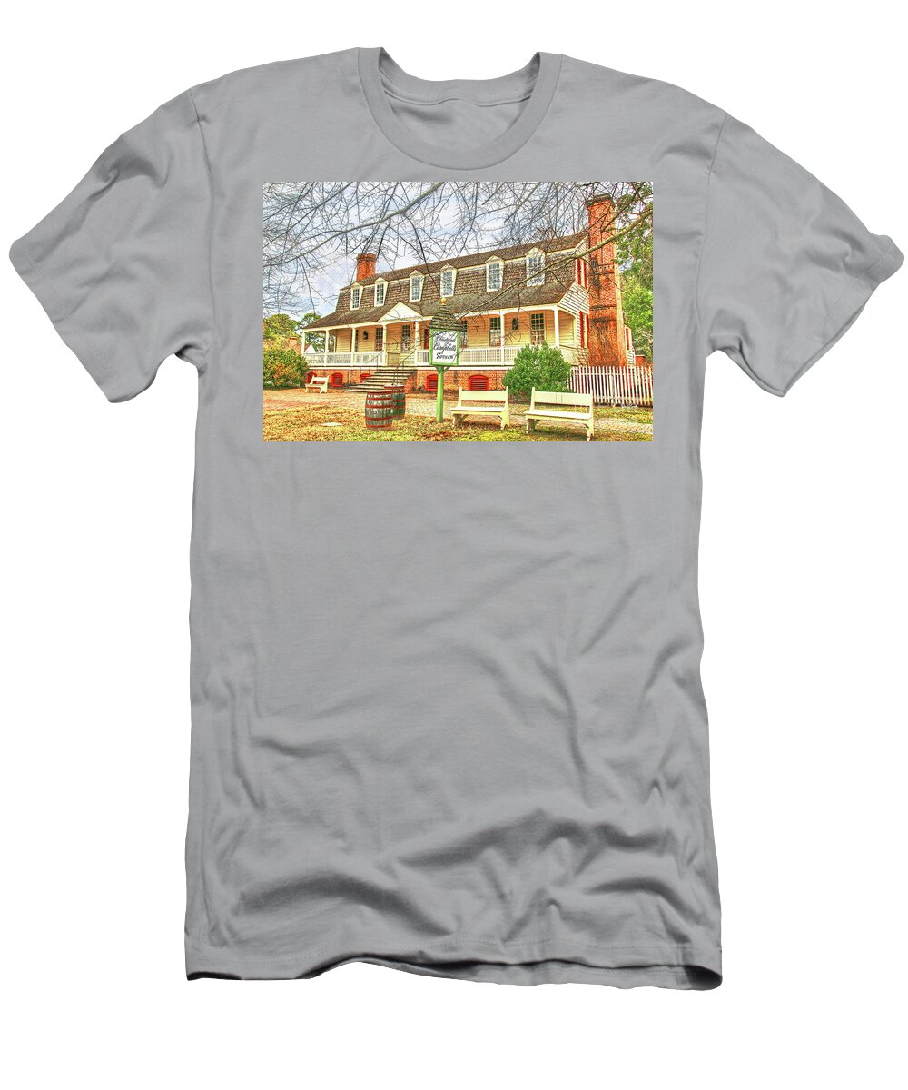  T-Shirt featuring the photograph Christiana Campbells by Dave Lynch