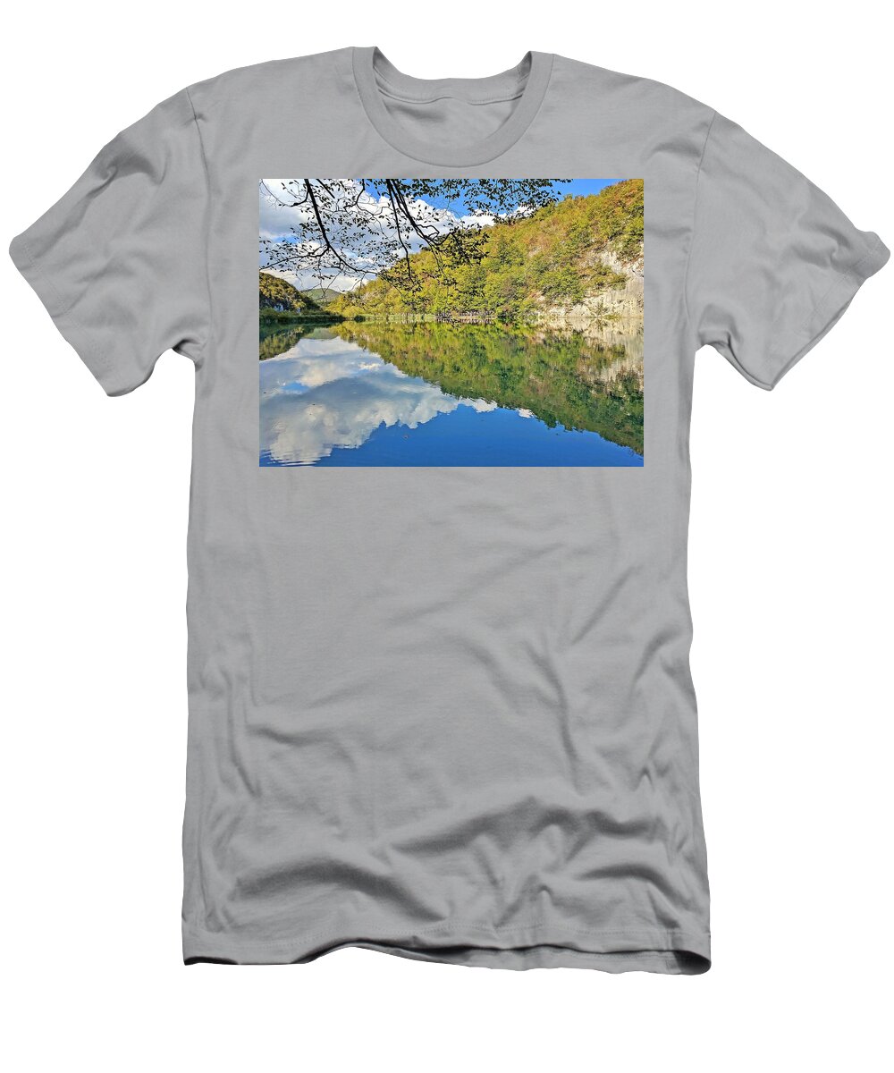 Plitvice Lakes T-Shirt featuring the photograph Floating forest by Yvonne Jasinski