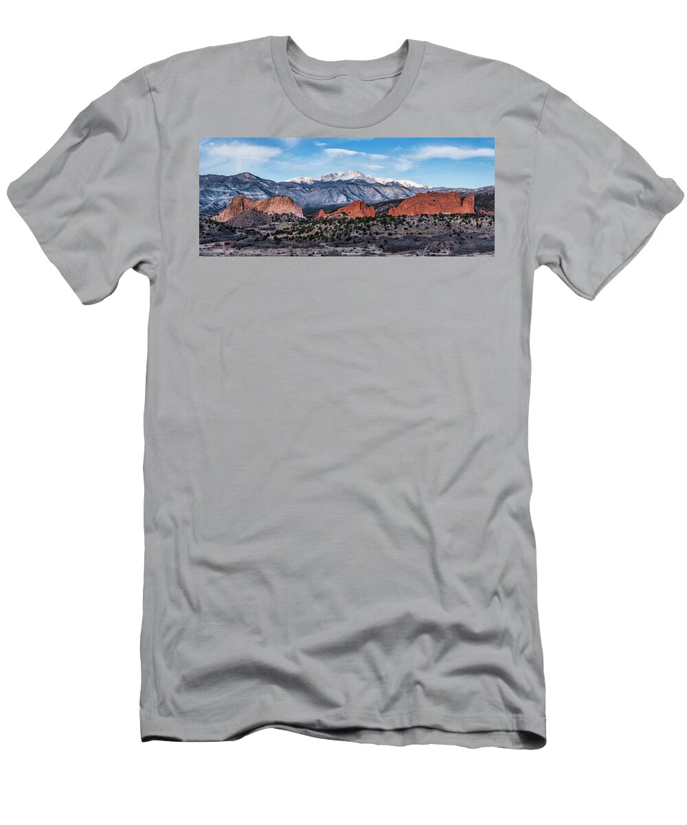 Garden Of The Gods T-Shirt featuring the photograph Garden of the Gods and Pikes Peak by David Soldano