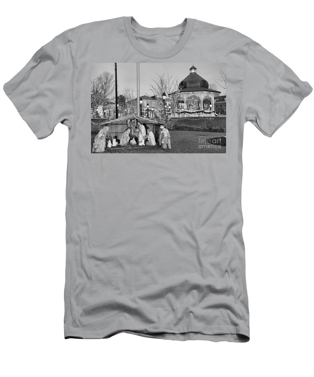 Ligonier T-Shirt featuring the photograph Ligonier PA Town Square Manger Scene Black And White by Adam Jewell