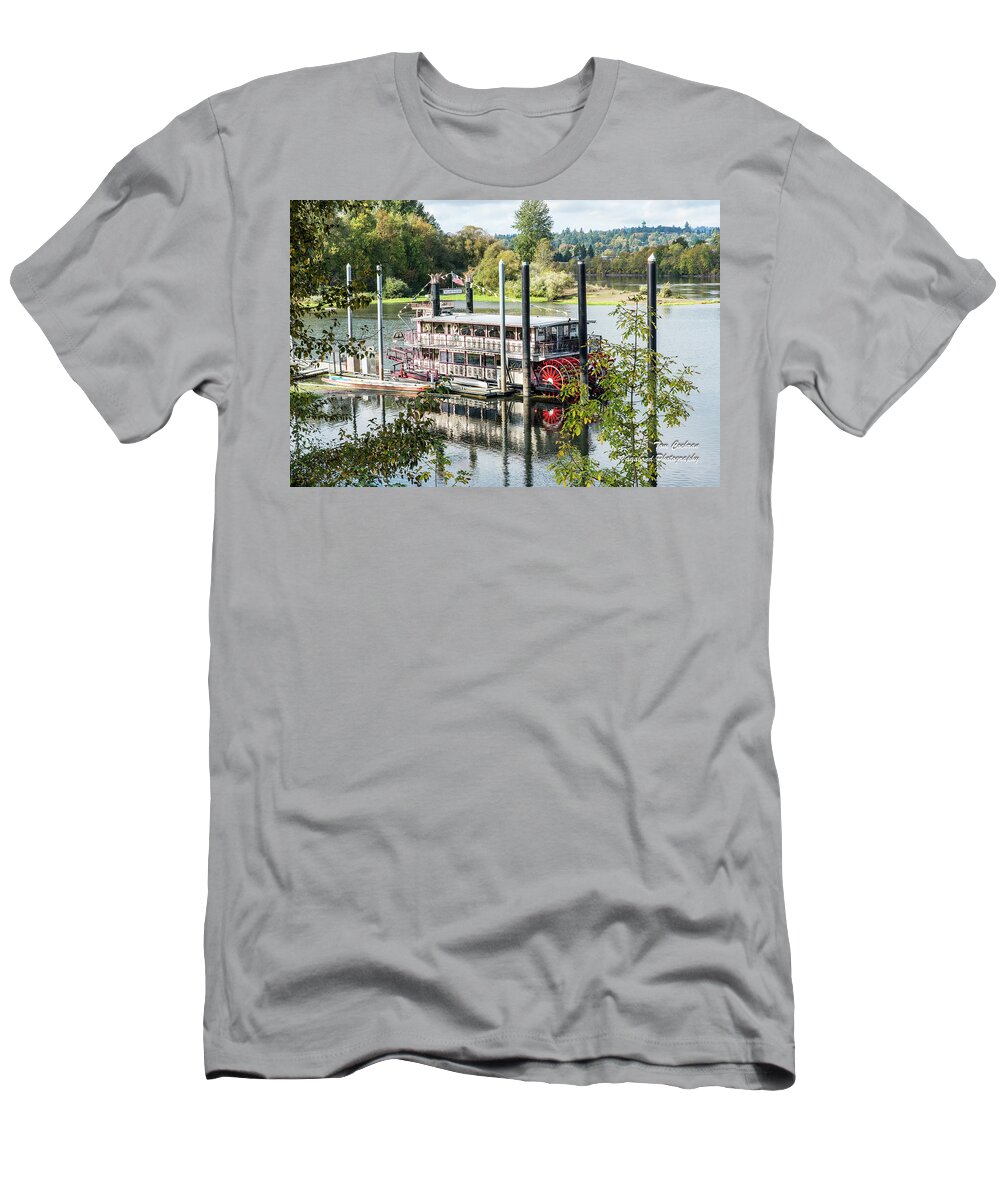 Red Paddle Wheel T-Shirt featuring the photograph Red Paddle Wheel by Tom Cochran