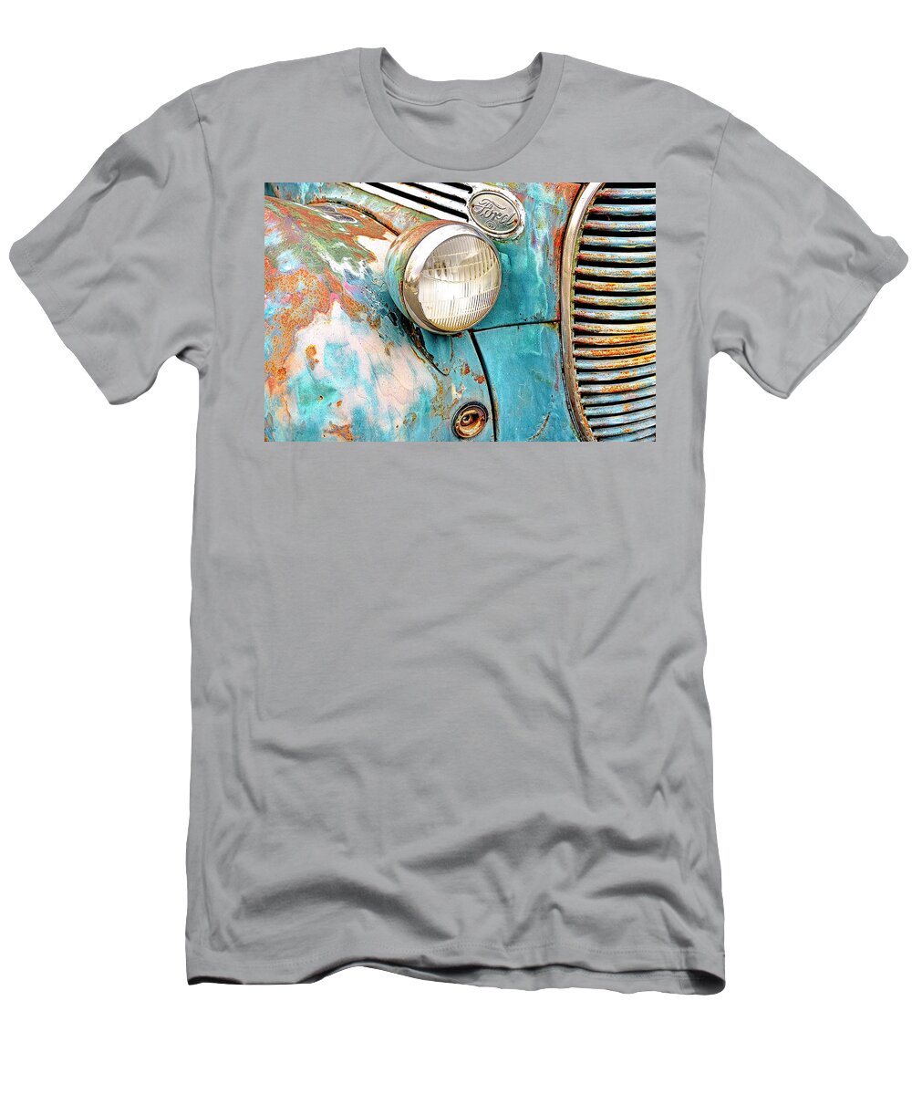 David Lawson Photography T-Shirt featuring the photograph Rusty Blues by David Lawson