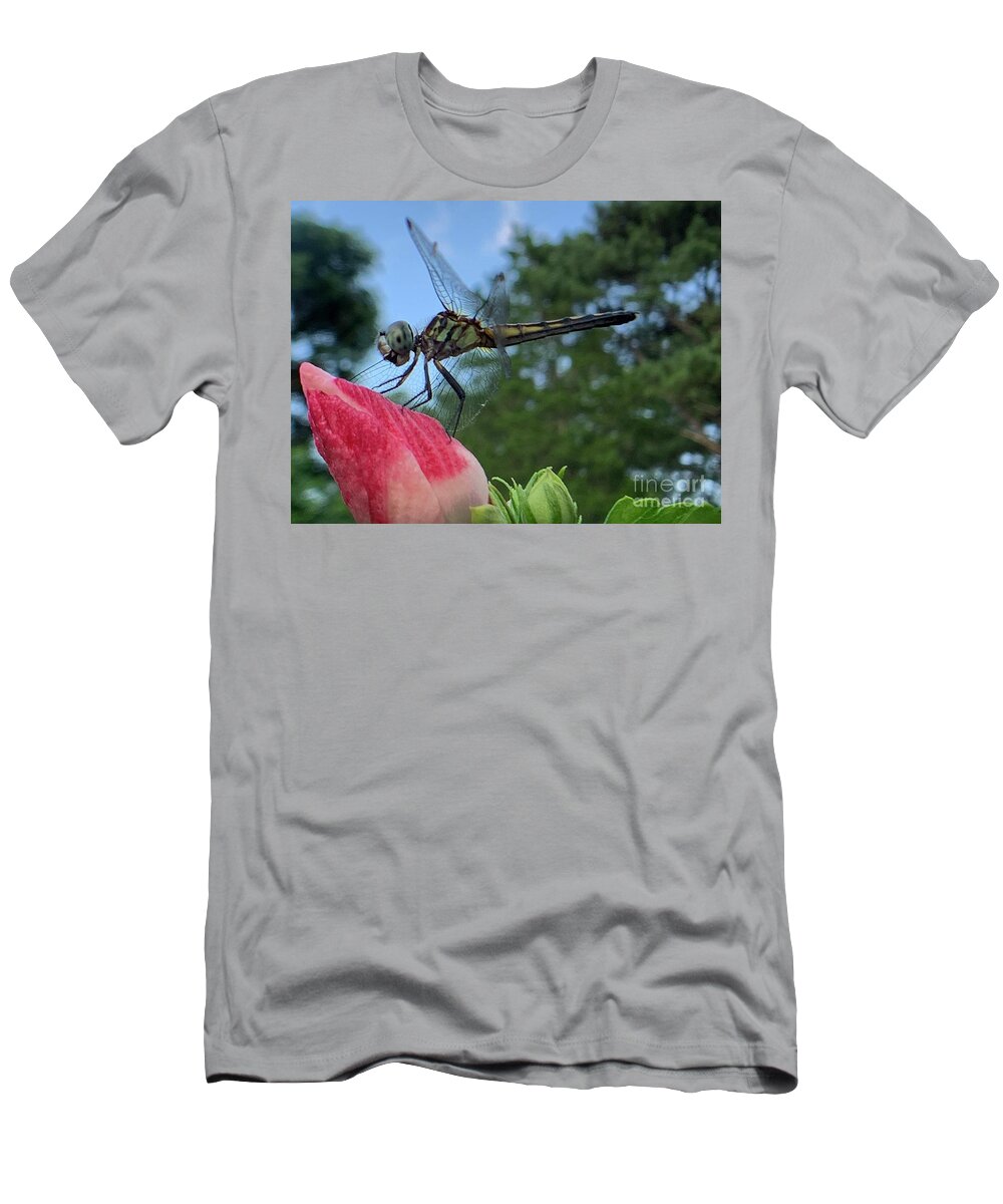 Dragonfly T-Shirt featuring the photograph Skimmer On Target by Catherine Wilson