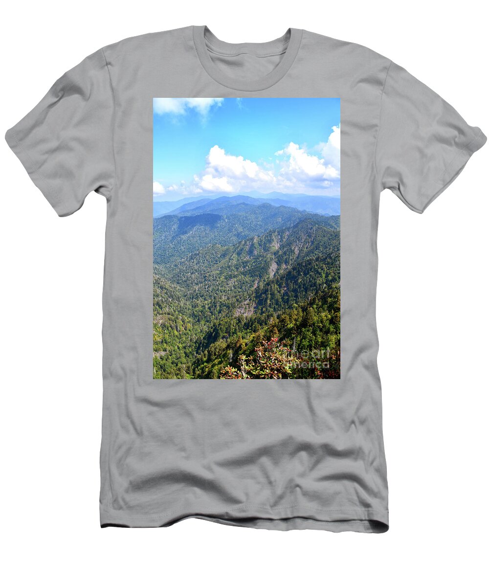 Smoky Mountains T-Shirt featuring the photograph The Jump Off 1 by Phil Perkins