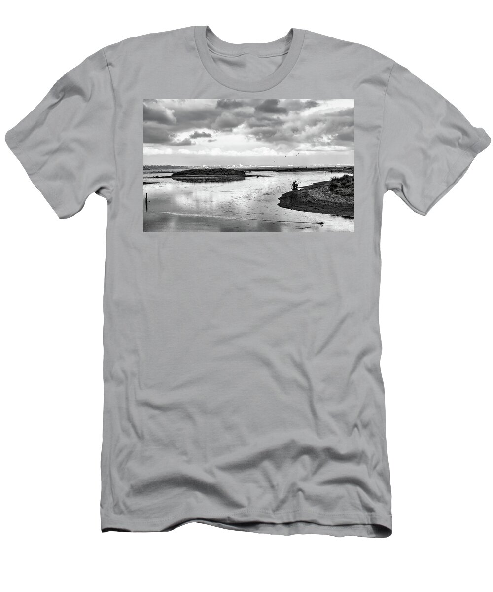 Duck T-Shirt featuring the photograph The Lone Duck - Black and White by Gene Parks