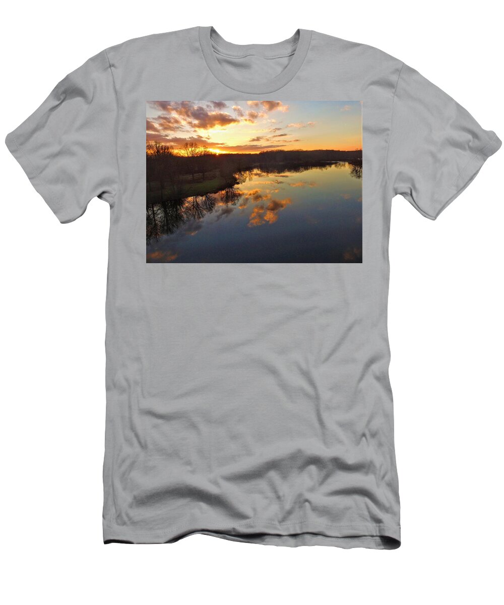  T-Shirt featuring the photograph Tinkers Creek Park by Brad Nellis