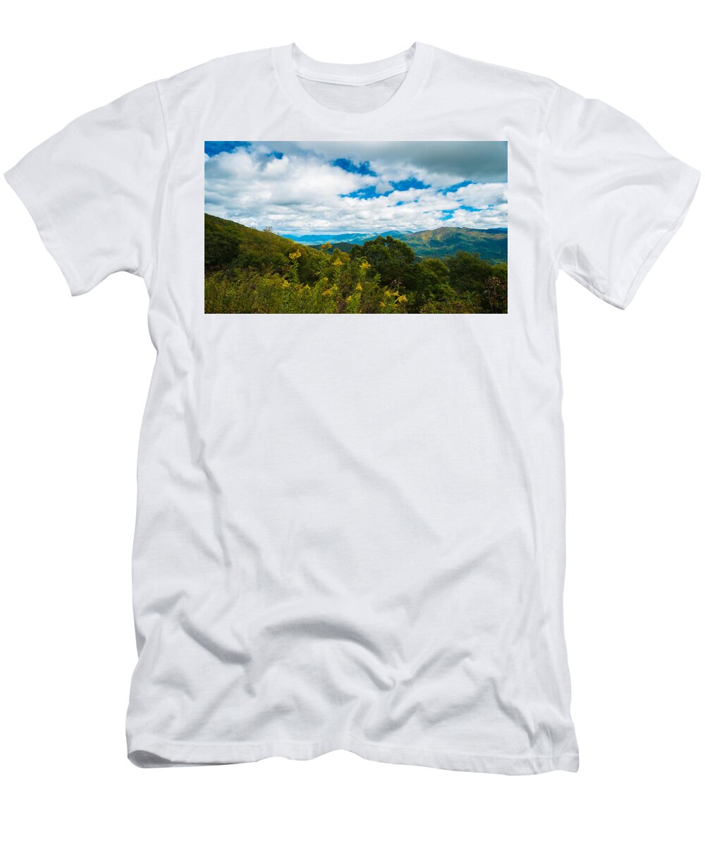 Blue Ridge Parkway T-Shirt featuring the photograph Great Smoky Mountains #1 by Raul Rodriguez