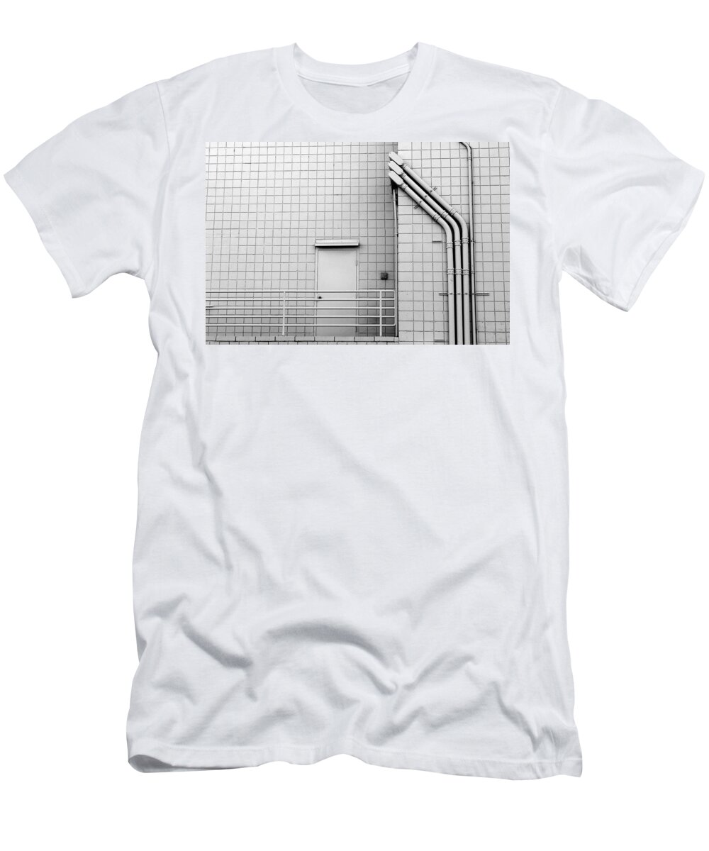 Gridlock T-Shirt featuring the photograph Gridlock #1 by Skip Hunt