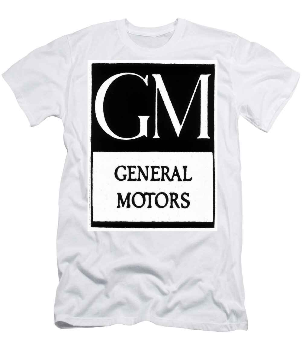 1908 T-Shirt featuring the painting Automobiles Gm Logo by Granger