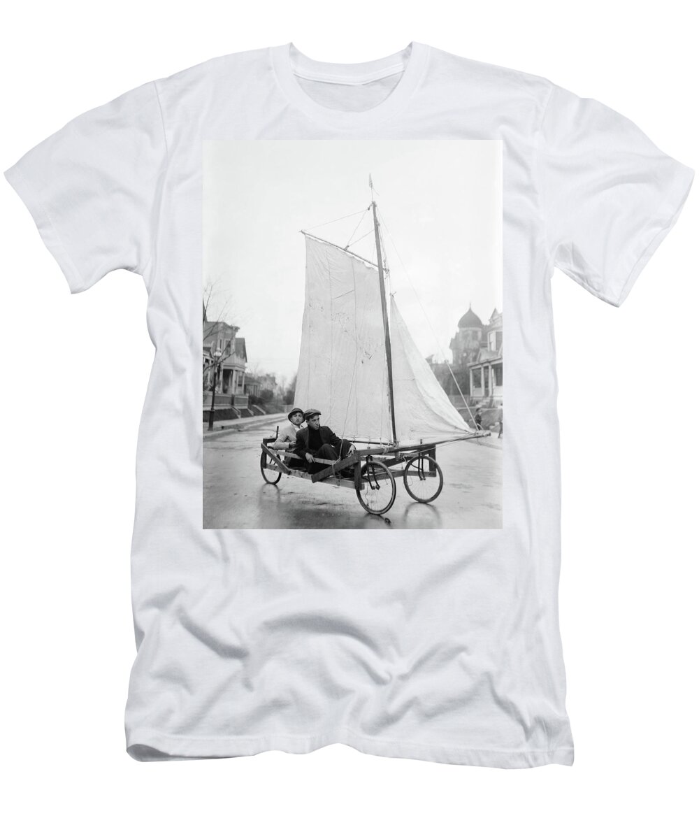 1910 T-Shirt featuring the photograph Brooklyn Wagon, C1912 by Granger