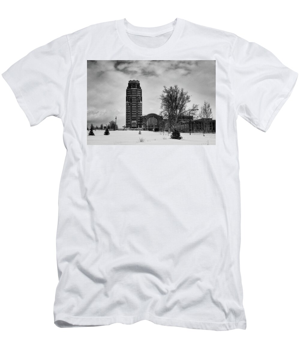 Buildings T-Shirt featuring the photograph Central Terminal 4431 by Guy Whiteley