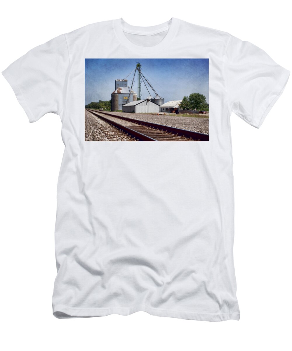 Dawson T-Shirt featuring the photograph Dawson by Nikolyn McDonald