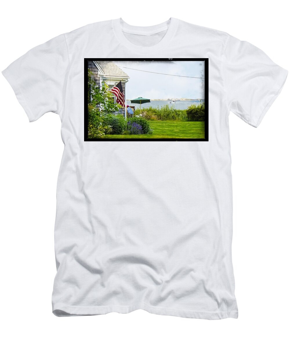 En Plein Air T-Shirt featuring the photograph En Plein Air with Flag by Frank Winters