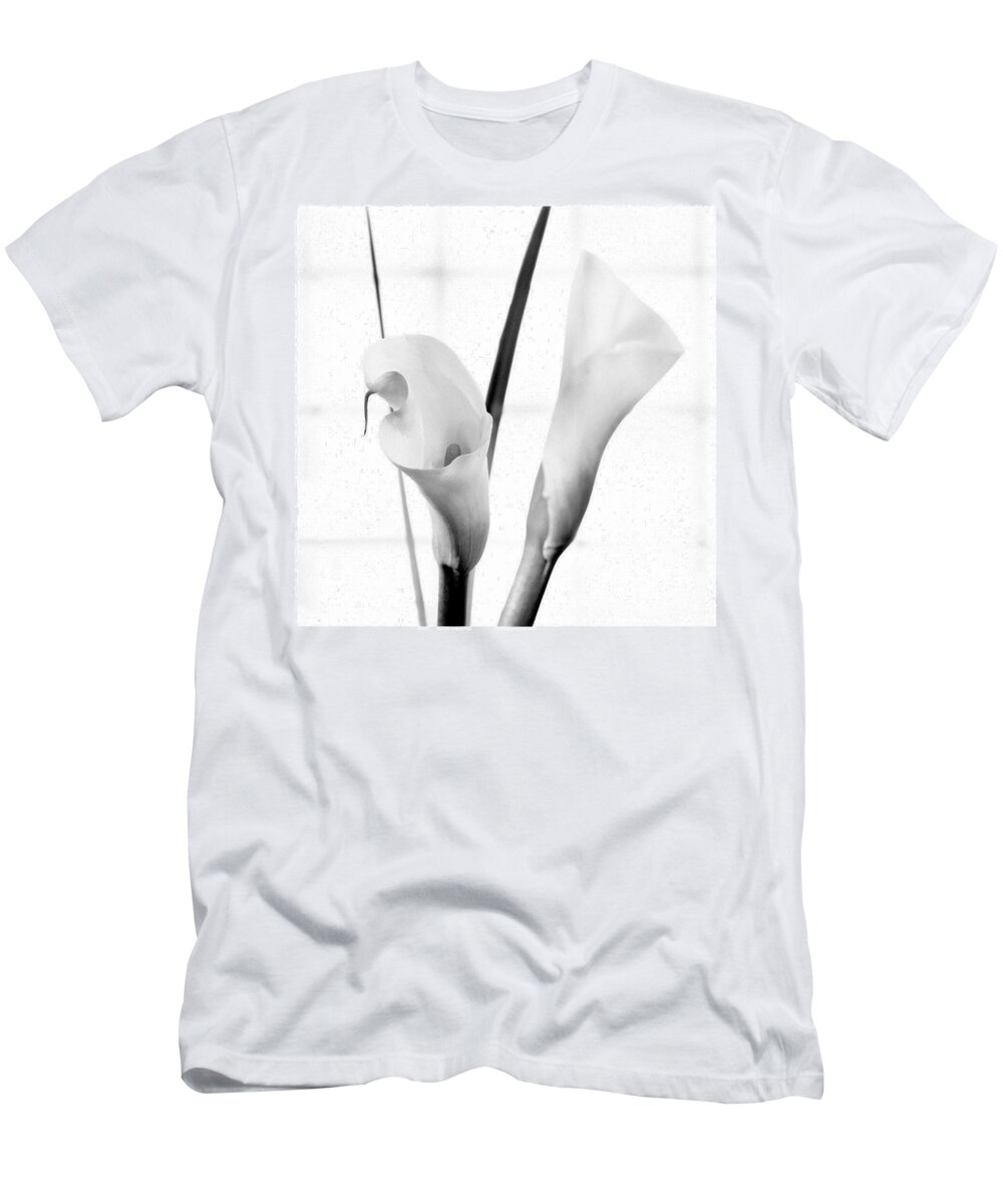 Calla Lily T-Shirt featuring the photograph Calla Lily 2 by Mike McGlothlen