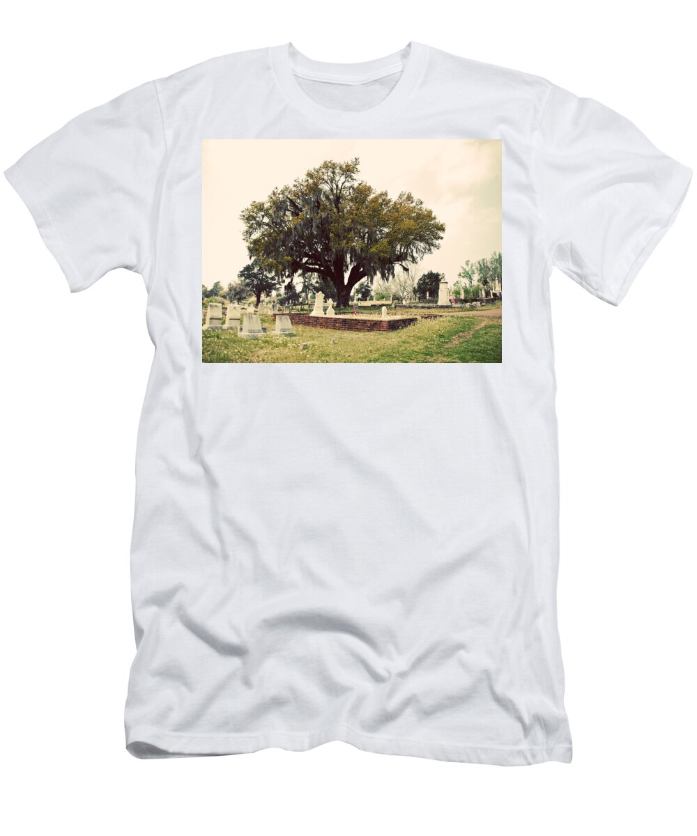 Live T-Shirt featuring the photograph Southern Moss by Max Mullins