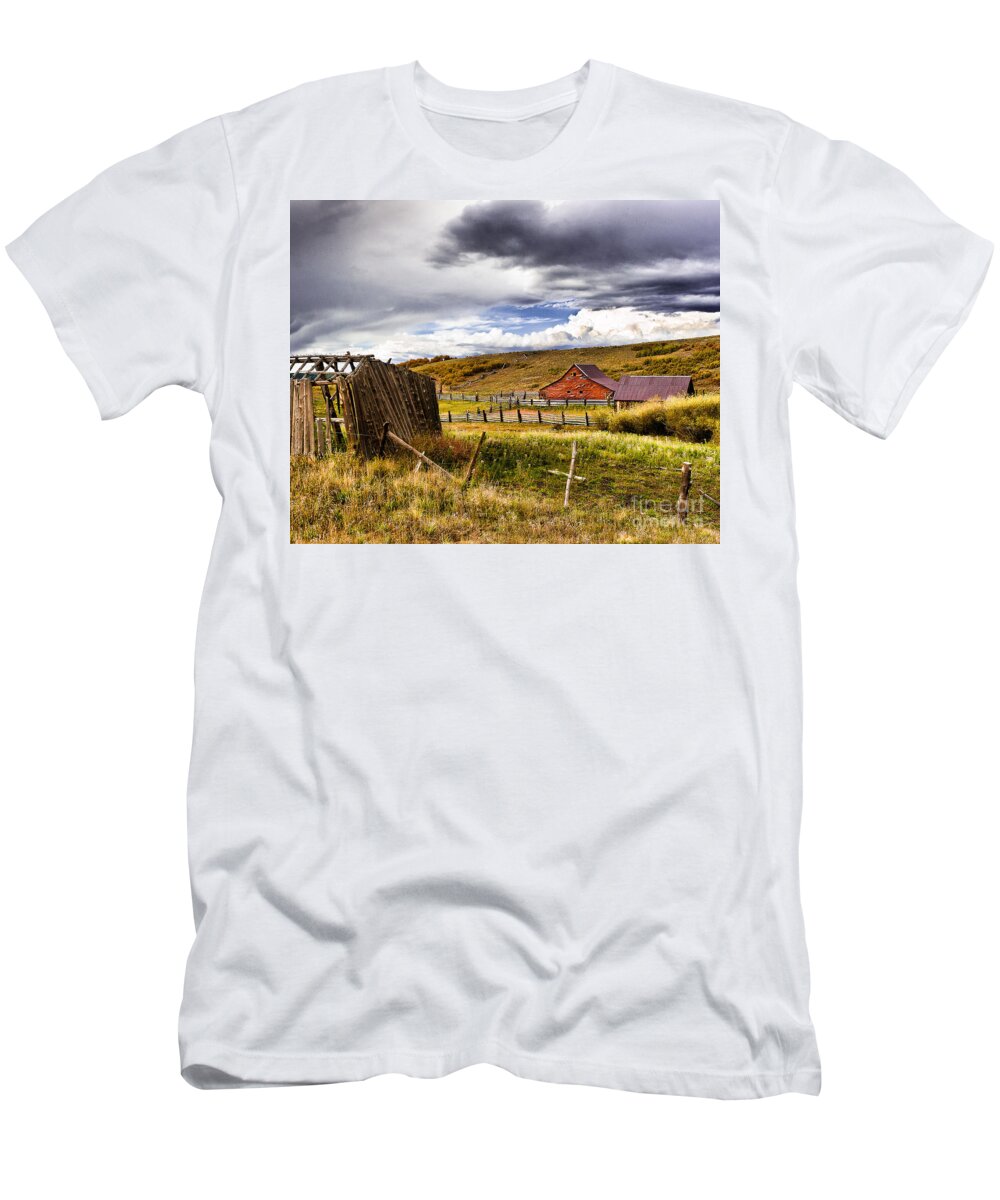 Nature T-Shirt featuring the photograph The Ol' Homestead by Steven Reed