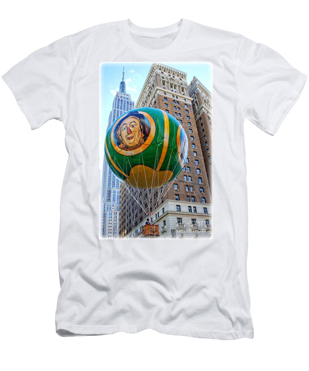 Wizard Of Oz T-Shirt featuring the photograph Wizard of Oz in New York by Lilliana Mendez