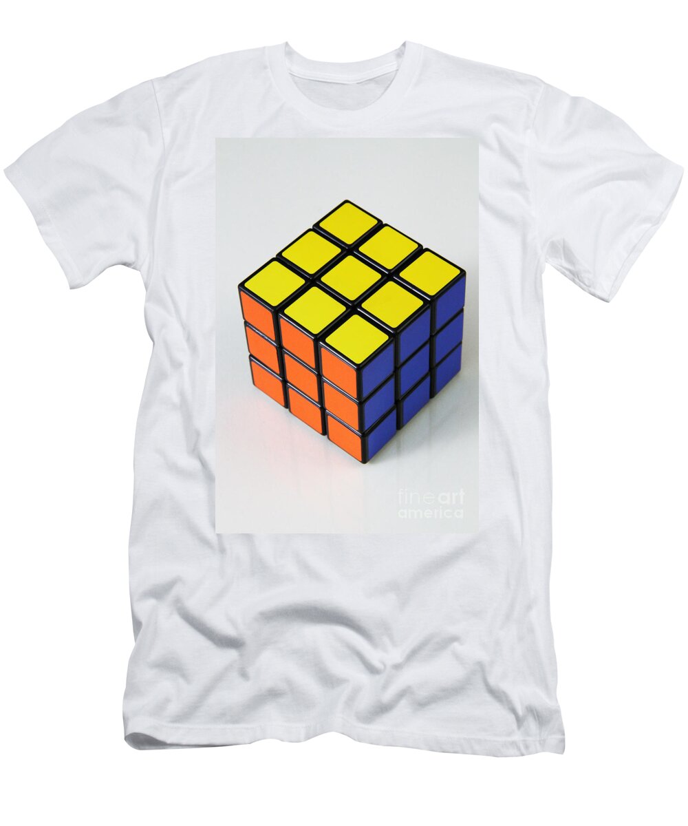 zondag rouw waardigheid Rubiks Cube T-Shirt by Photo Researchers, Inc. - Fine Art America