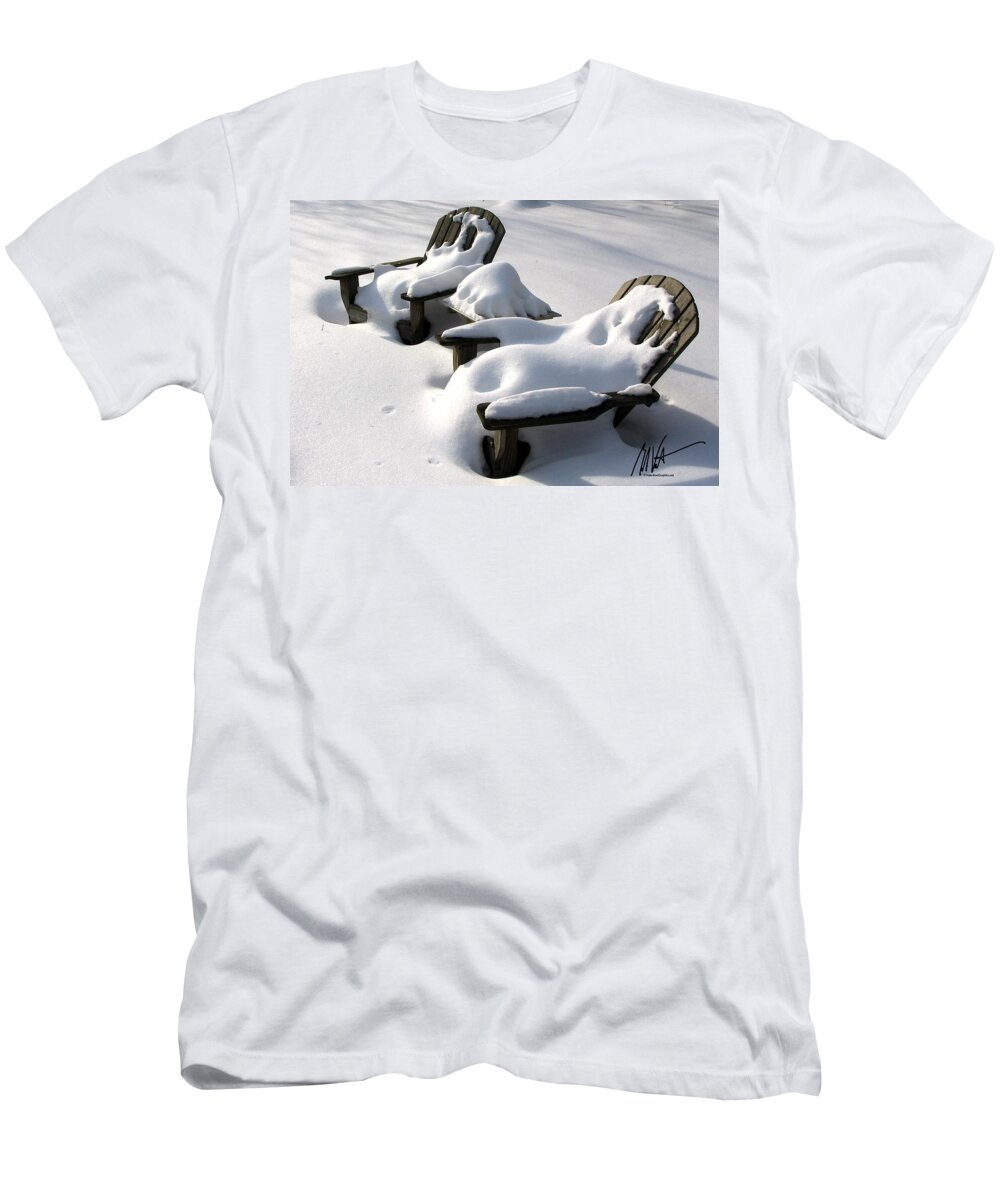  T-Shirt featuring the photograph Summer Dreaming-Greeting Card by Mark Valentine