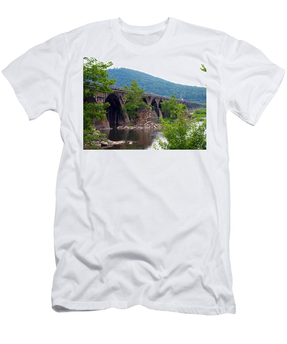 Bridges T-Shirt featuring the photograph The Great Old Bridge by Robert Margetts