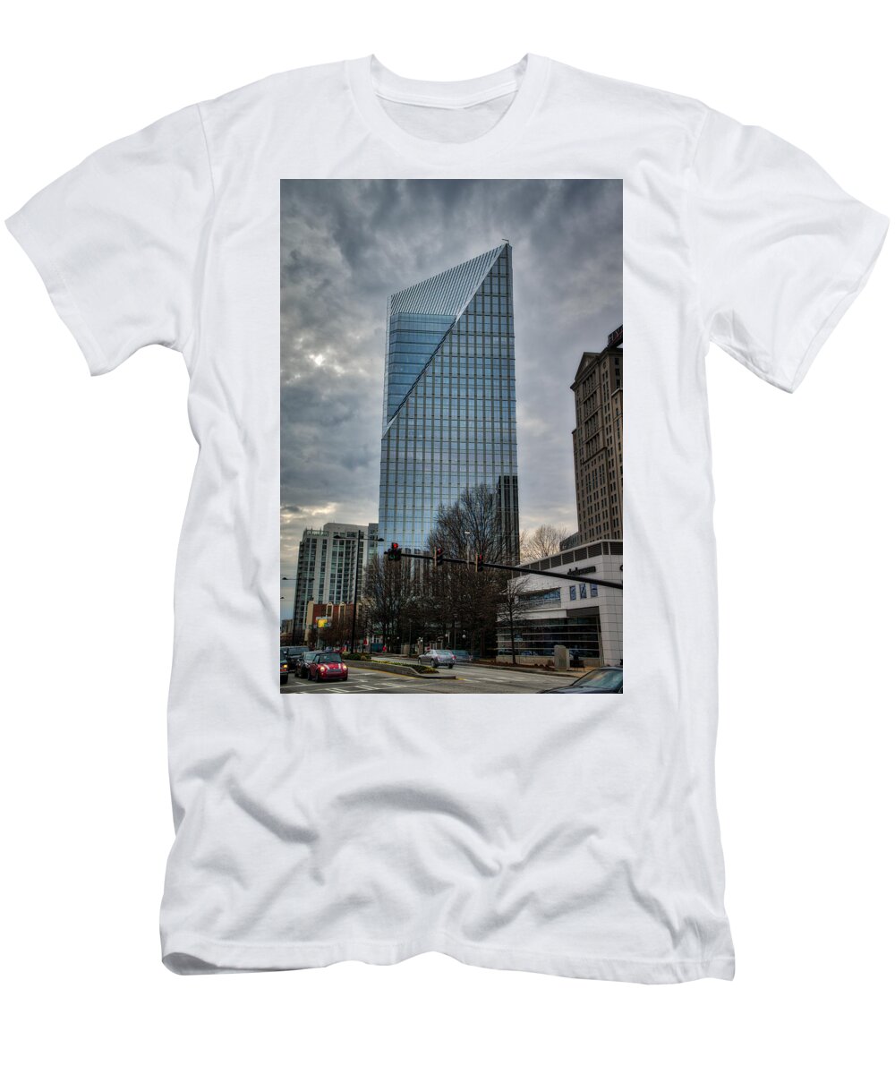 Building T-Shirt featuring the photograph Atlanta Highrise #1 by Brett Engle