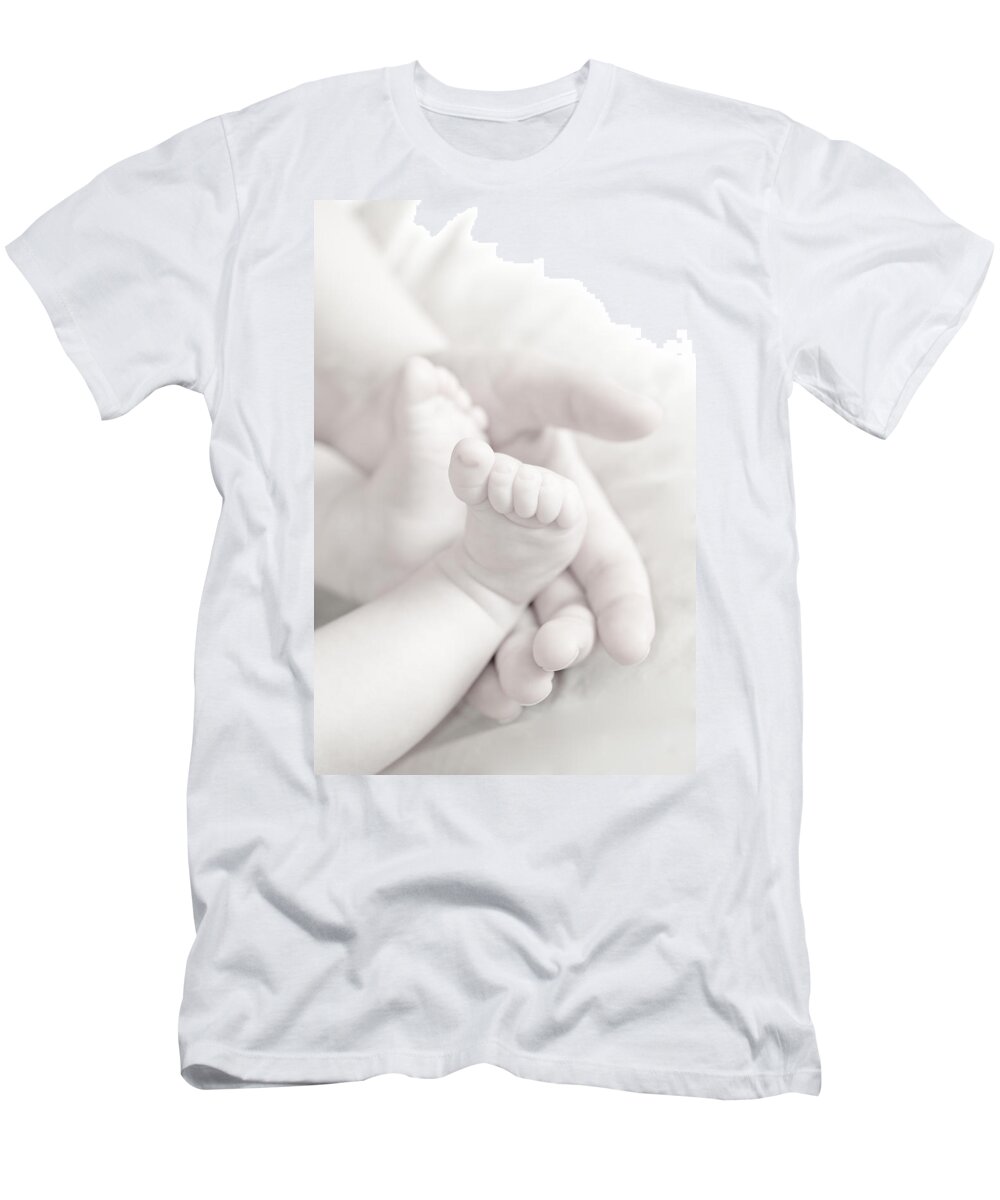 Feet T-Shirt featuring the photograph Tiny Feet by Sebastian Musial