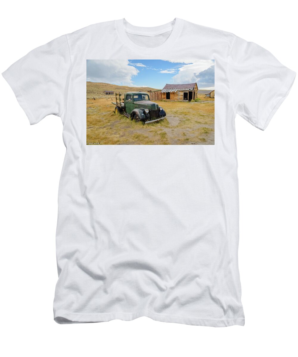 Chevy T-Shirt featuring the photograph Abandoned Chevy by Mike Ronnebeck