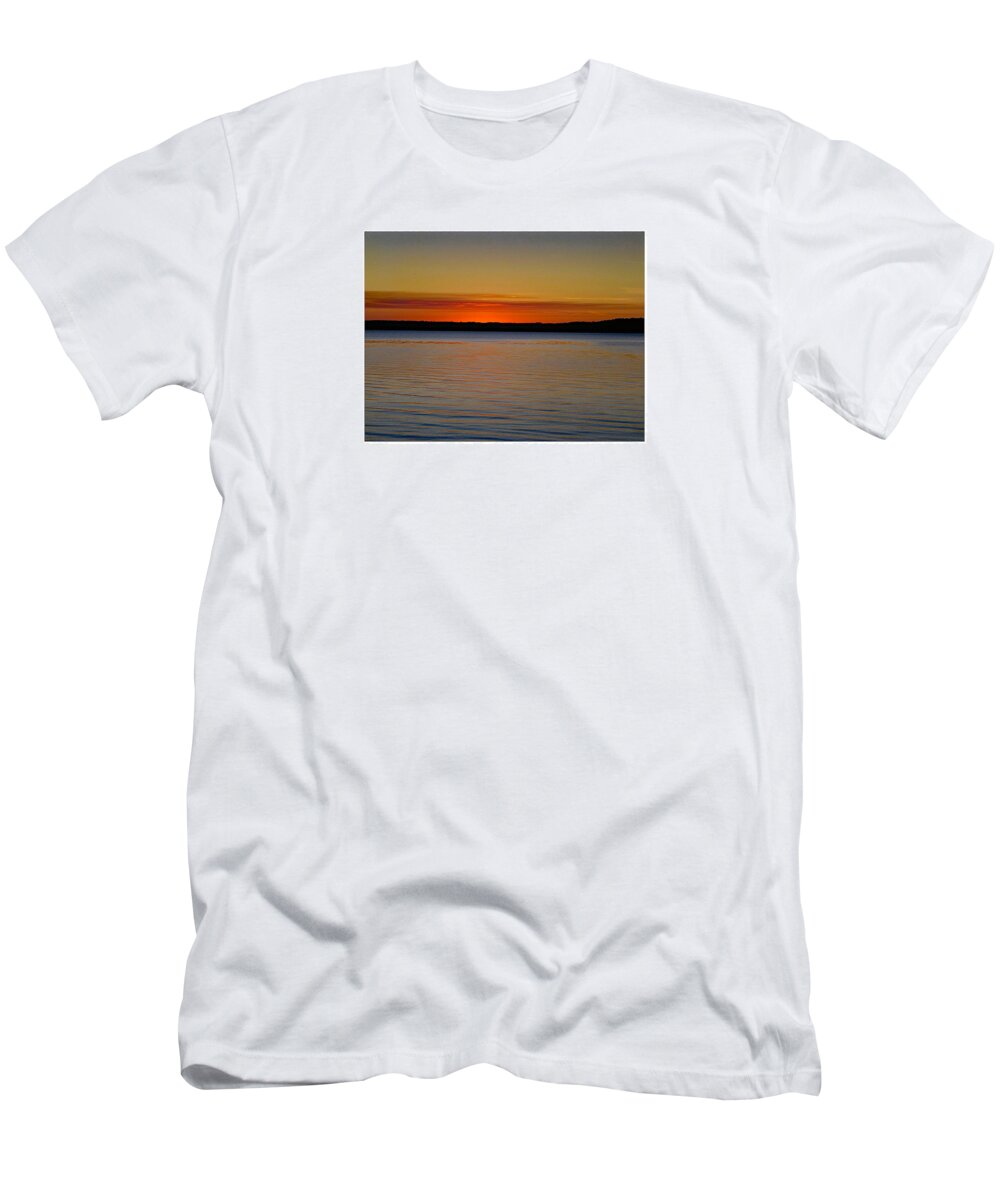 Nature T-Shirt featuring the photograph Awesome II by DB Hayes