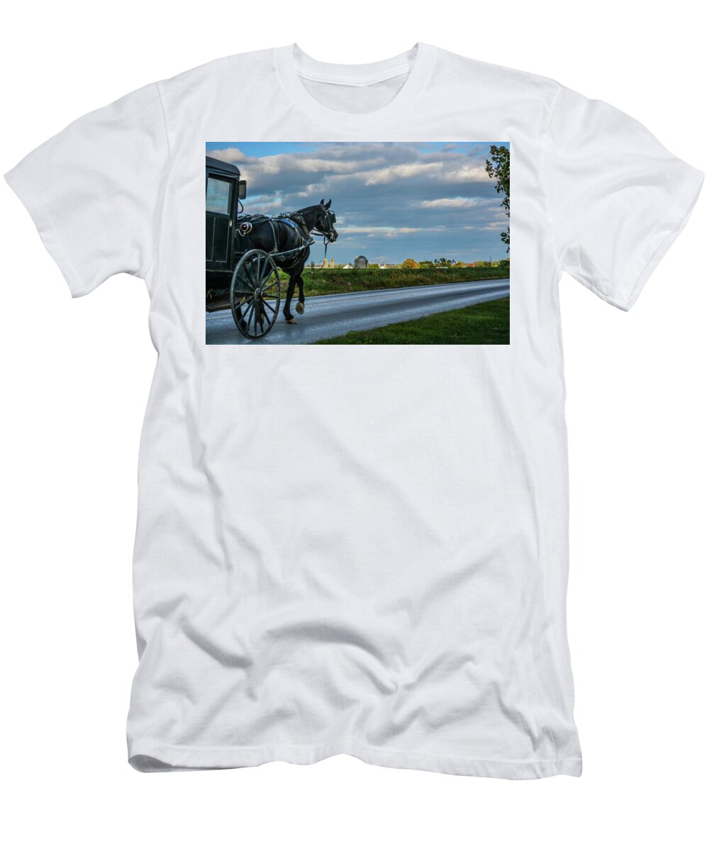 Amish Country T-Shirt featuring the photograph Coming Home at Dusk by Tana Reiff