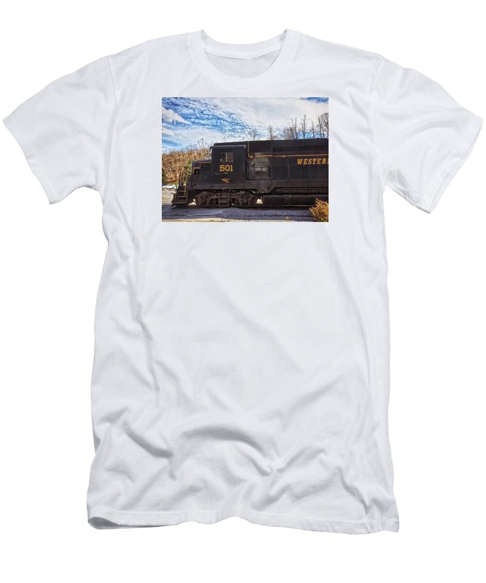 Train T-Shirt featuring the photograph Engine 501 by Chris Montcalmo