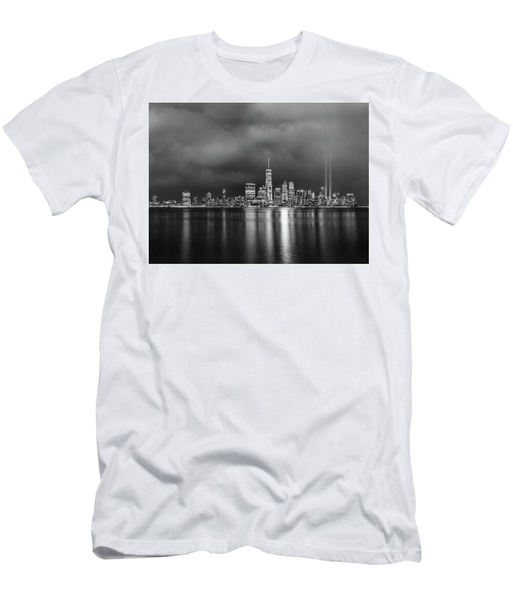 Nyc T-Shirt featuring the photograph Etched Into The Sky by Elvira Pinkhas