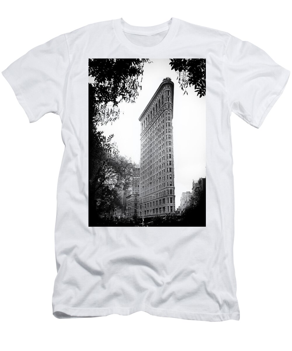 Building T-Shirt featuring the photograph Flatiron Noir by Jessica Jenney