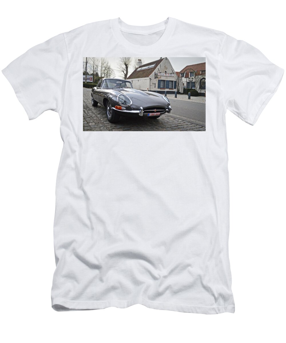 Jaguar T-Shirt featuring the photograph Jaguar E-type by Sportscars OfBelgium