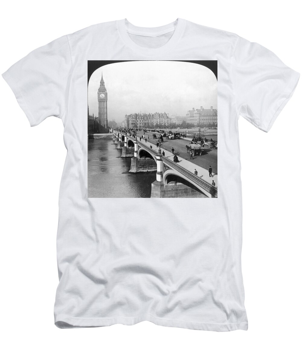 1901 T-Shirt featuring the photograph London: Big Ben by Granger