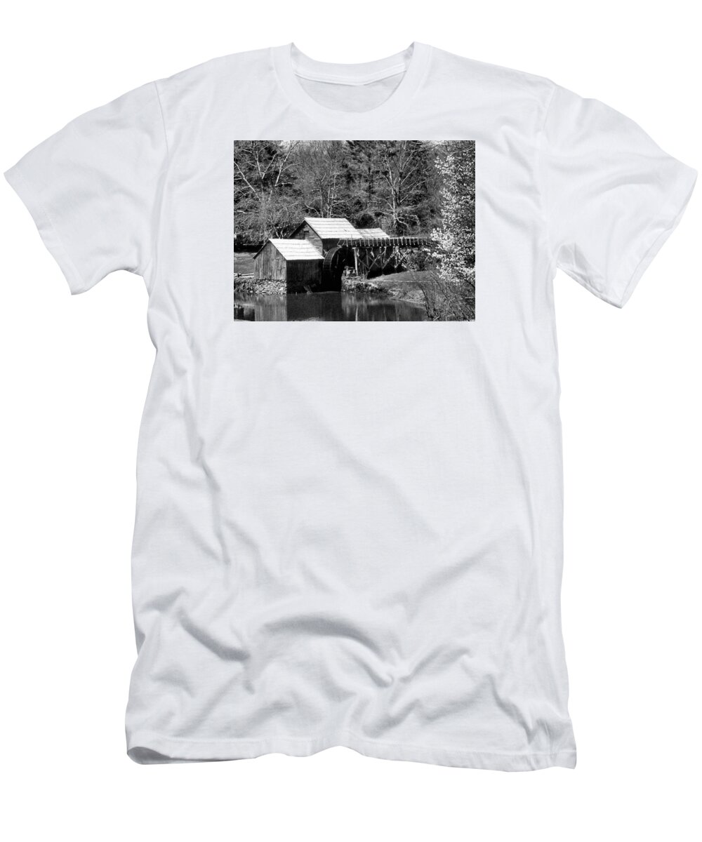 Mabry Mill T-Shirt featuring the photograph Mabry Mill Again by Lin Grosvenor