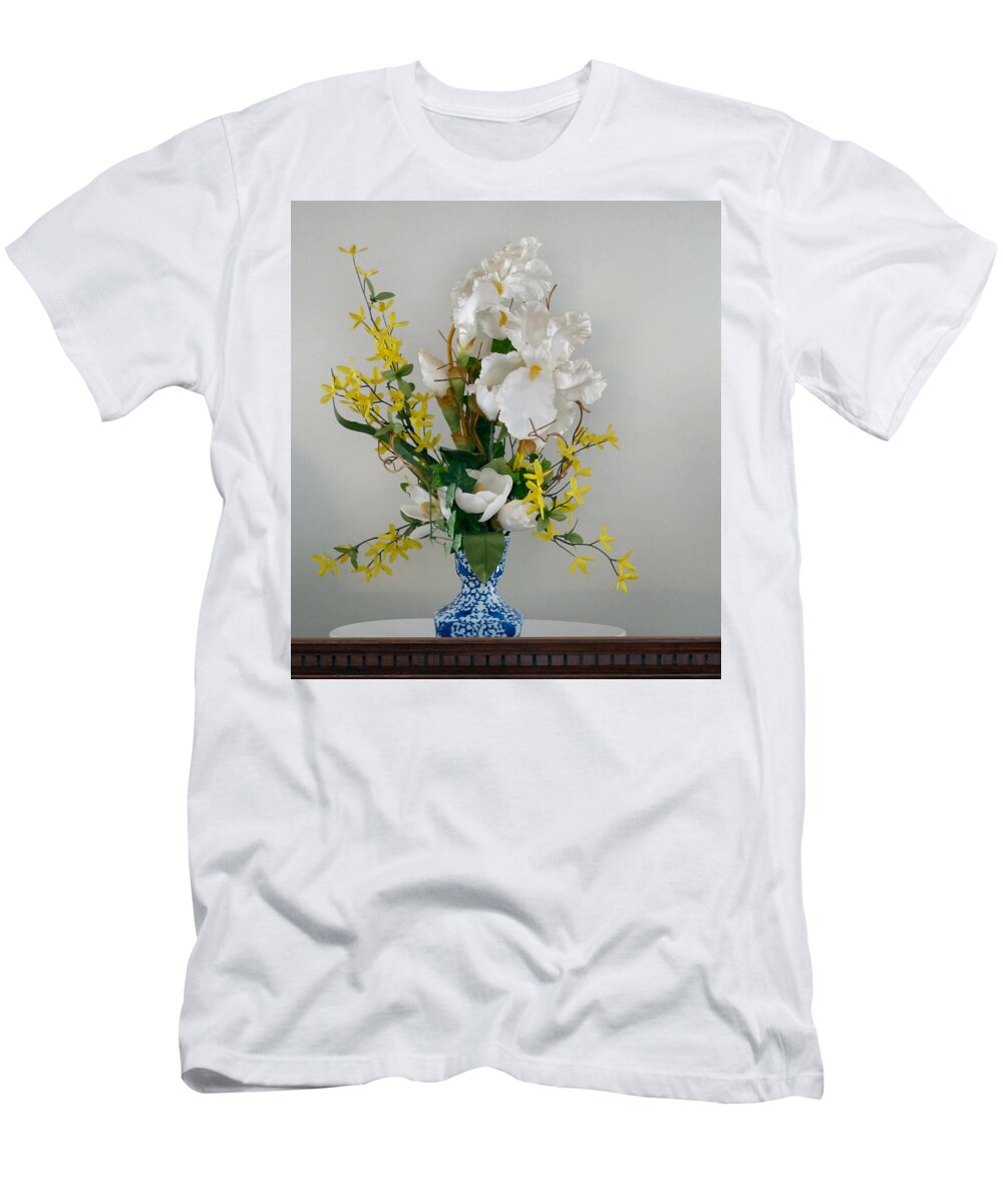 Flower T-Shirt featuring the photograph Nantucket Floral - 2 by Lin Grosvenor