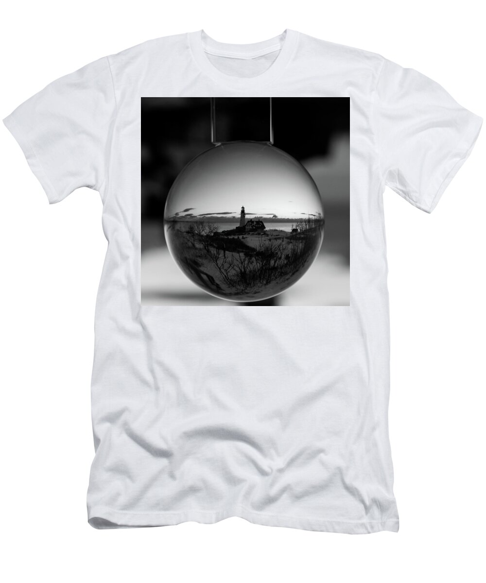 Black And White T-Shirt featuring the photograph Portland Headlight Globe by Darryl Hendricks