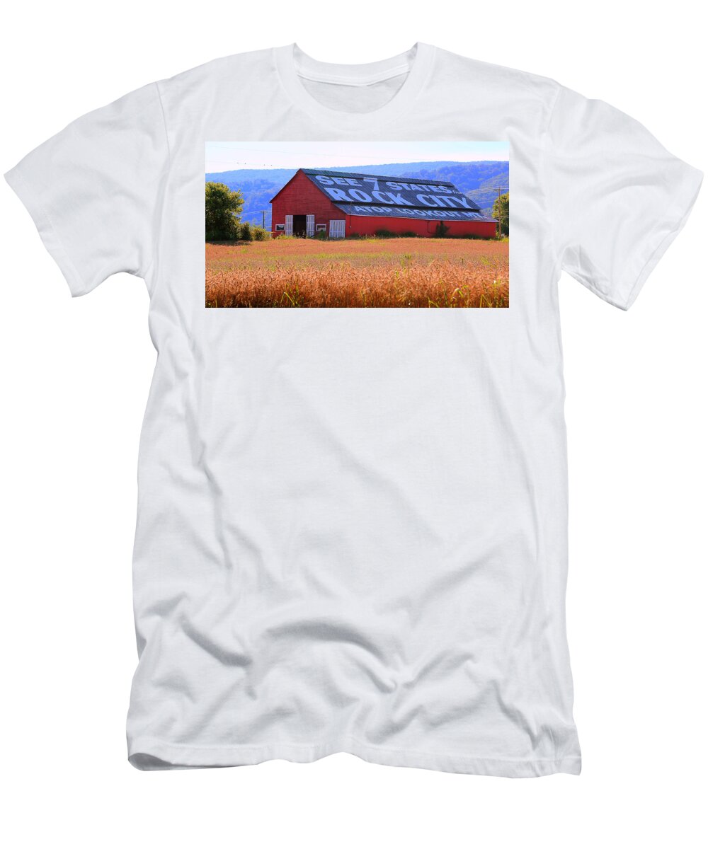 smeltet Knogle Afdæk Rock City Barn in Rutledge, Tennessee T-Shirt by Billy Morris - Pixels
