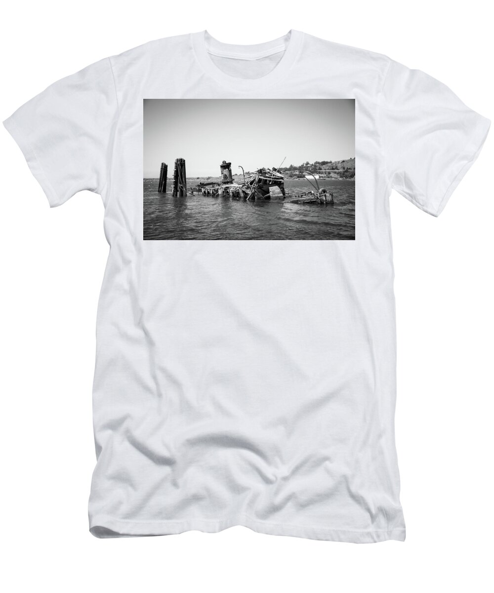 Boat T-Shirt featuring the photograph Rogue Dinner Cruise by Dave Hill