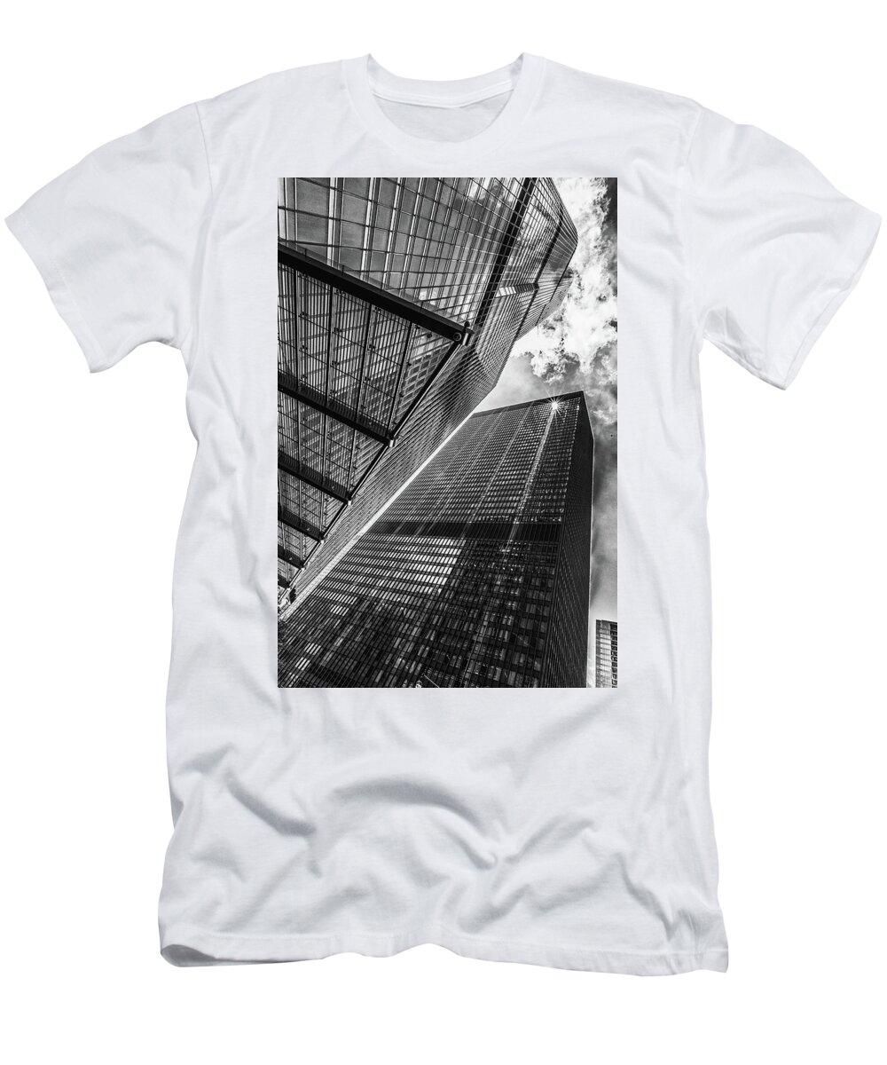 Chicago T-Shirt featuring the photograph Soaring by Lev Kaytsner