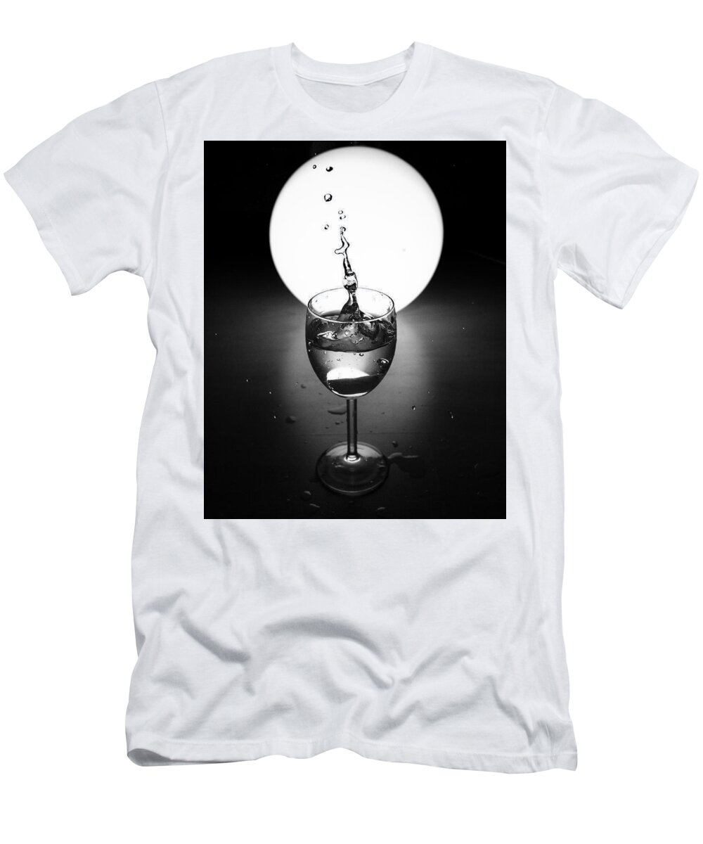 Splash Wineglass Glass Water Drops Lamp T-Shirt featuring the photograph Splash by Janine Pauke