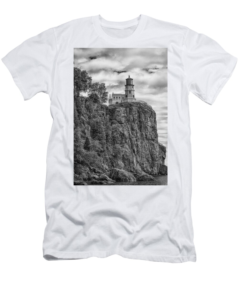 Lighthouse T-Shirt featuring the photograph Split Rock Lighthouse by John Roach