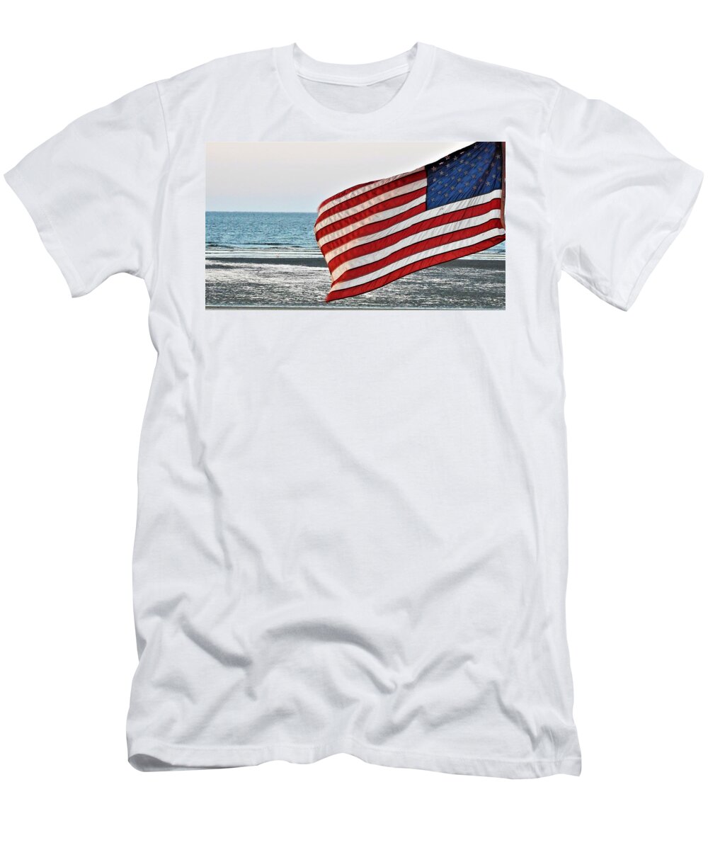 United States Of America T-Shirt featuring the photograph To Shining Sea by Jan Gelders