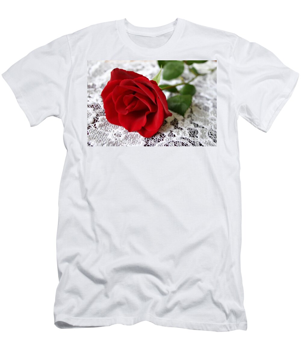 Red Rose T-Shirt featuring the photograph Victorian Rose by Kristin Elmquist