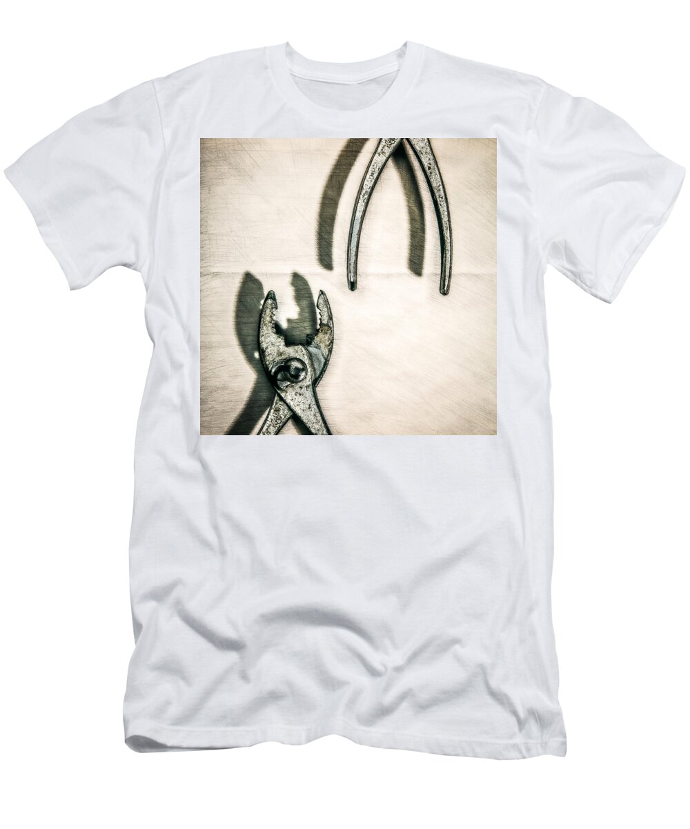 Blade T-Shirt featuring the photograph Vintage Slip Joint Plilers by Yo Pedro