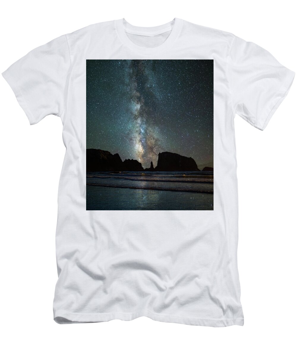 Stars T-Shirt featuring the photograph Wonders of the Night by Darren White