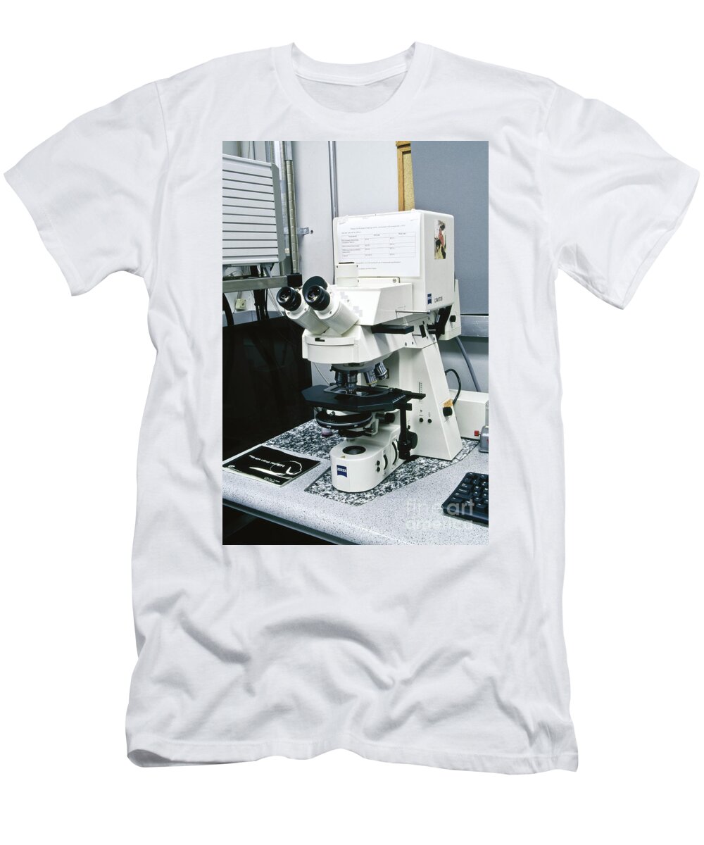 Zeiss T-Shirt featuring the photograph Zeiss Laser Scanning Microscope by Inga Spence