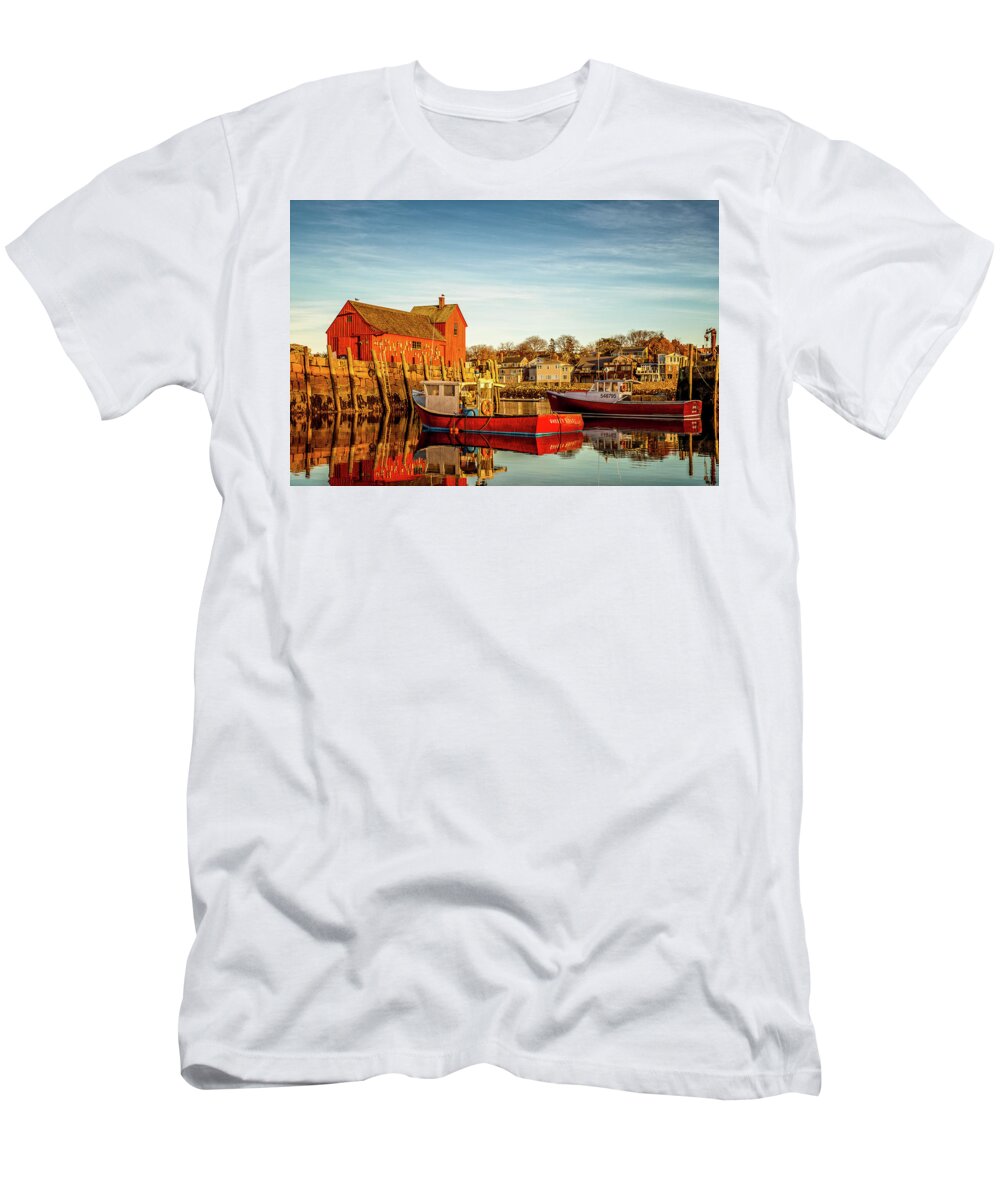 Massachusetts T-Shirt featuring the photograph Low Tide And Lobster Boats At Motif #1 by Jeff Sinon