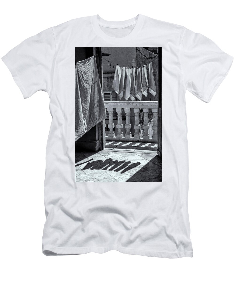 Havana Cuba T-Shirt featuring the photograph Drying Napkins Black And White by Tom Singleton